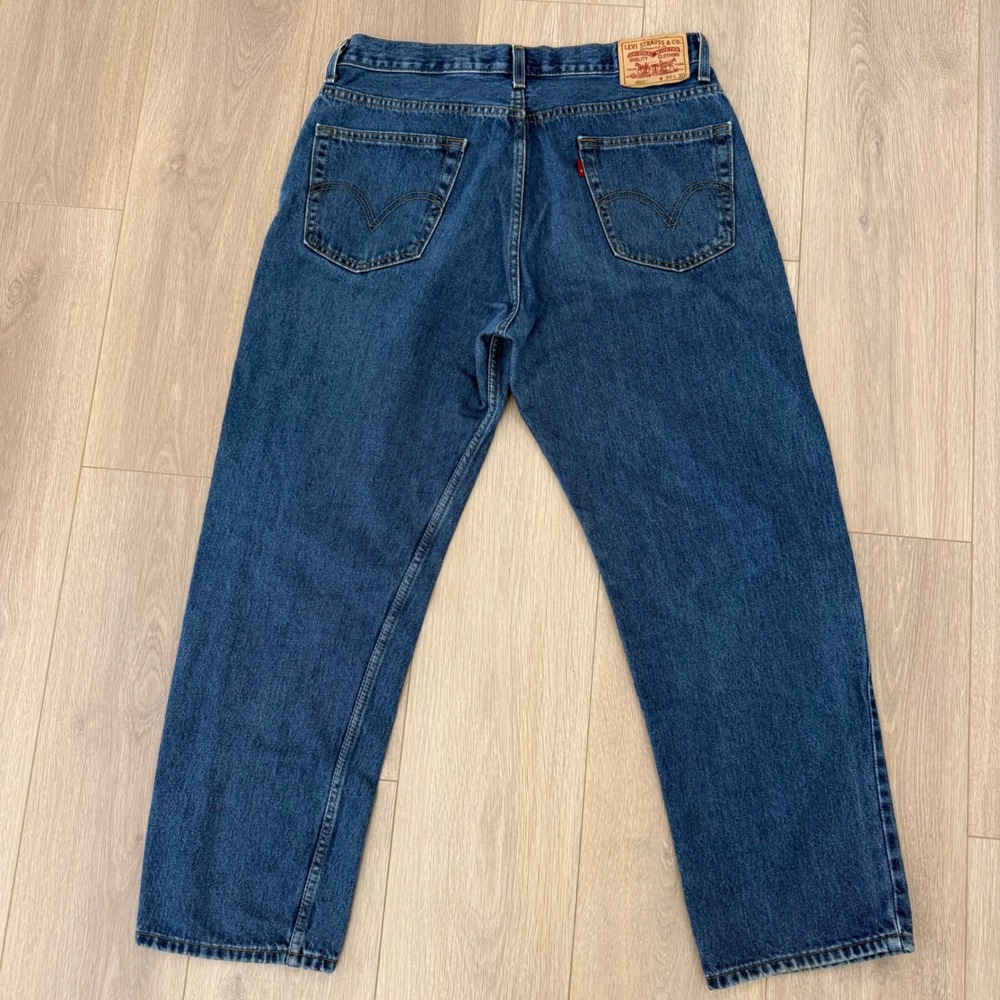 A16 Levis‎ 550 Relaxed Fit Jeans Mens 36x30 Medium Wash Blue Denim Tapered Leg
